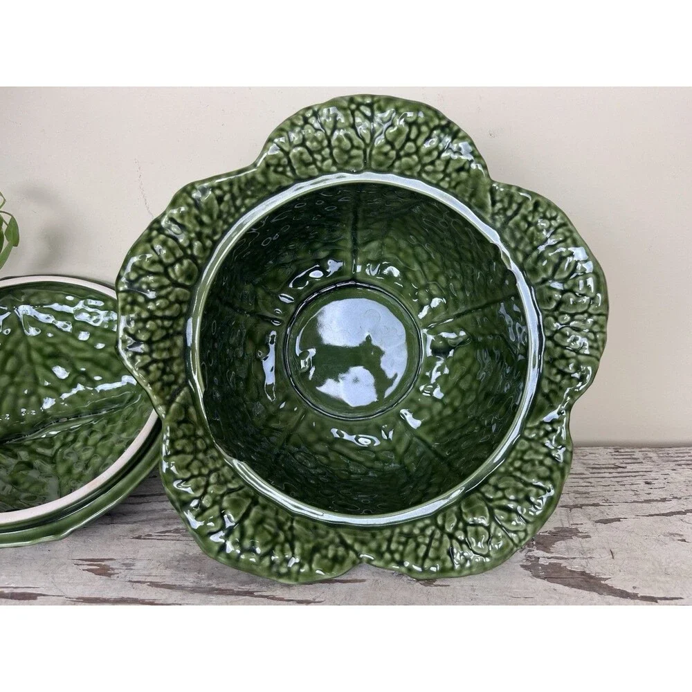 Vintage Majolica Portugal Cabbage Green Lidded Tureen 10.5” x 8” READ